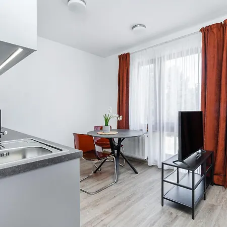 V Podebradech * 波杰布拉迪